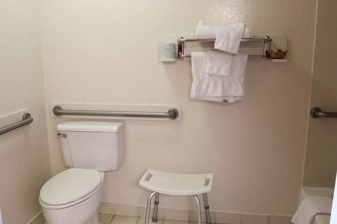 Imagen de la habitación del Hotel Hawthorne\'s Best Inn. Foto 14