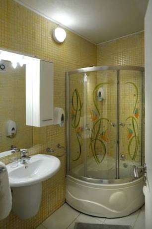 Imagen de la habitación del Hotel Hayat. Foto 4