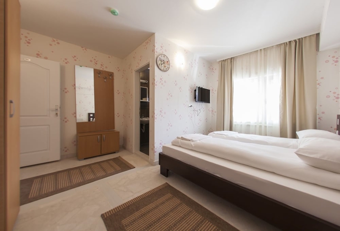 Imagen de la habitación del Hotel Hayat Hills. Foto 9