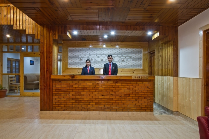 Imagen de los interiores del Hotel Hayer Regency. Foto 19