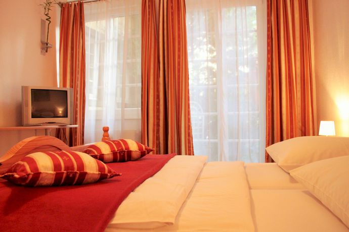 Imagen de la habitación del Hotel Hayk. Foto 3