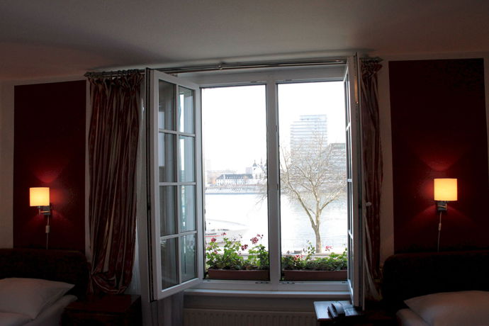 Imagen de la habitación del Hotel Hayk. Foto 15