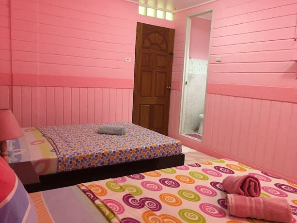 Imagen general del Hotel Hayward Travel Inn. Foto 13