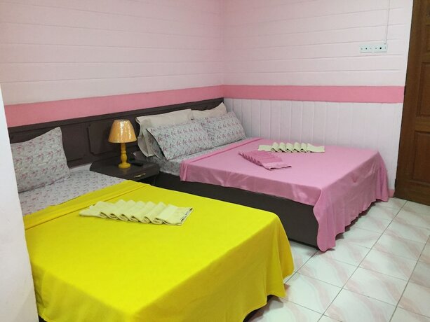 Imagen general del Hotel Hayward Travel Inn. Foto 16