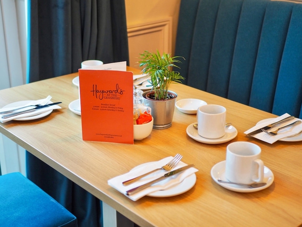Imagen del bar/restaurante del Hotel Hayward's At The Grasmere. Foto 2