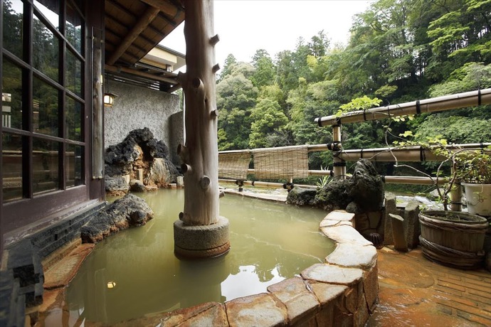 Imagen de la piscina del Hotel Hazu Bekkan. Foto 19