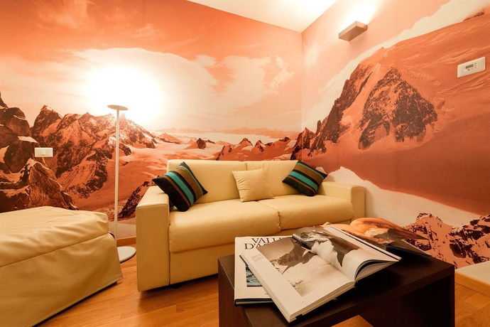 Imagen de la habitación del Hotel Hb Aosta and Balcony Spa. Foto 8