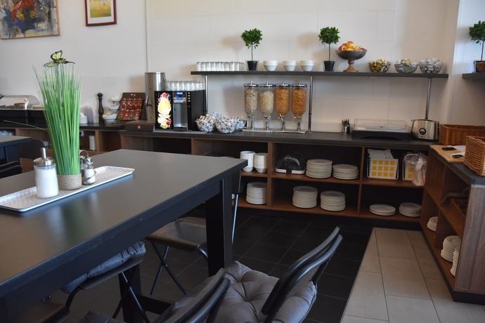 Imagen del bar/restaurante del Hotel Hb1 Budget - Contactless Check In. Foto 3