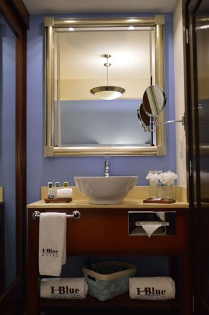 Imagen del bar/restaurante del Hotel Hblue Business Class. Foto 4