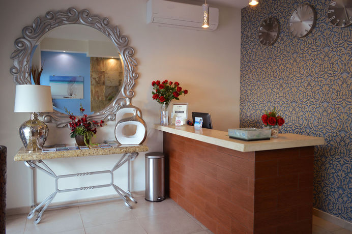 Imagen de los interiores del Hotel Hblue Business Class. Foto 14