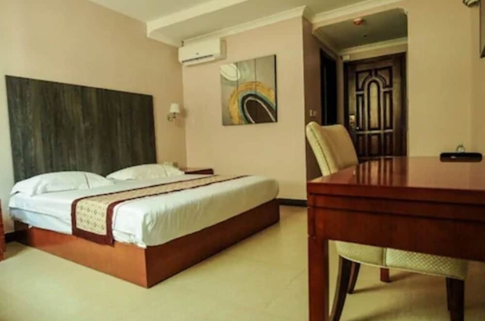 Imagen de la habitación del Hotel Hbt Russel. Foto 3