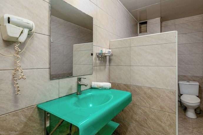 Imagen de la habitación del Hotel Hbt Russel. Foto 6