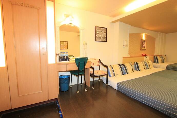 Imagen general del Hotel Hc Inn. Foto 8