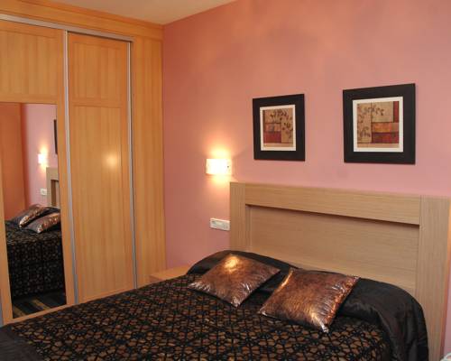 Imagen de la habitación del Hotel Hc Sigüenza. Foto 7