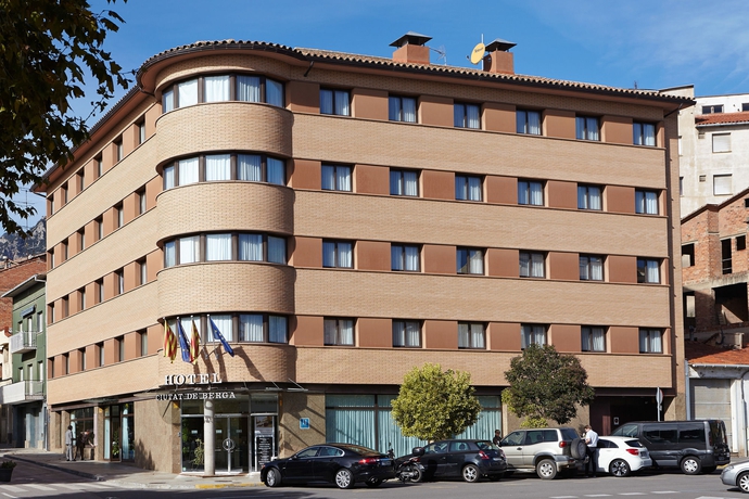 Imagen de los exteriores del Hotel Hcc Ciutat De Berga. Foto 4