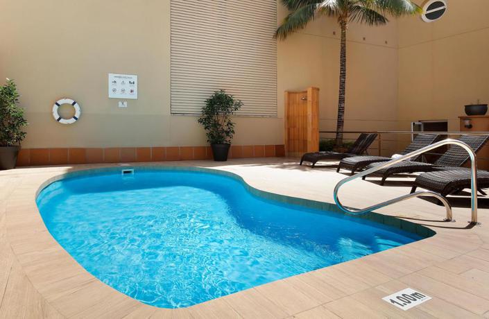 Imagen de la piscina del Hotel Hcc Montblanc. Foto 9