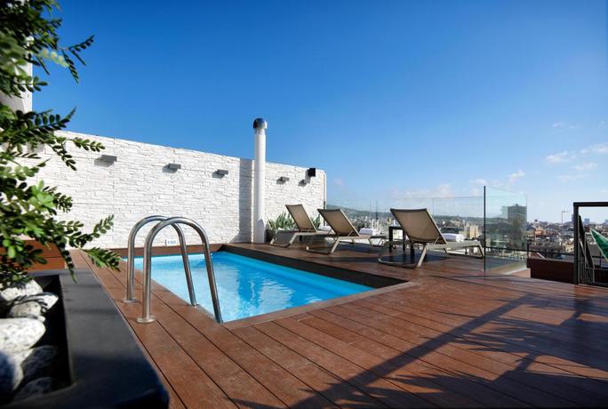 Imagen de la piscina del Hotel Hcc Regente. Foto 10