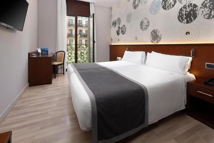 Imagen de la habitación del Hotel Hcc Taber. Foto 5