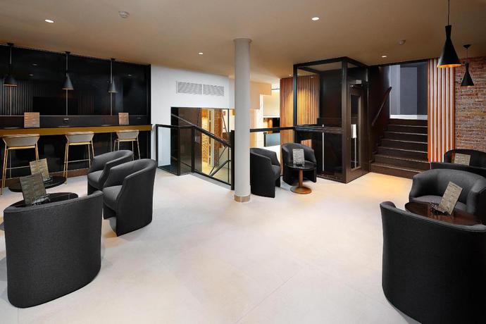 Imagen de los interiores del Hotel Hcc Taber. Foto 8