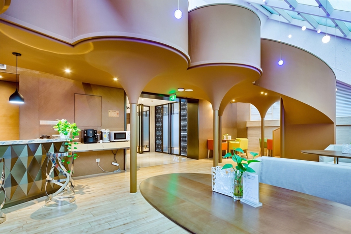 Imagen del bar/restaurante del Hotel Hdcl Serviced Residence. Foto 7