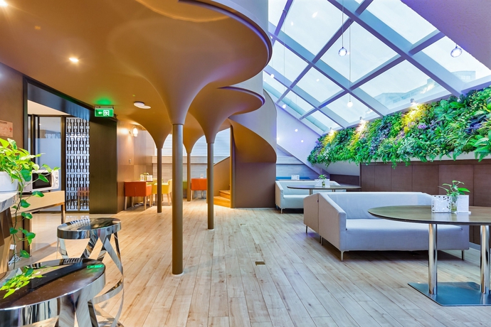Imagen del bar/restaurante del Hotel Hdcl Serviced Residence. Foto 10