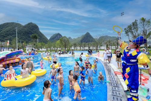 Imagen general del Hotel He of Banma Resorts. Foto 3