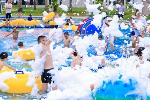 Imagen general del Hotel He of Banma Resorts. Foto 4