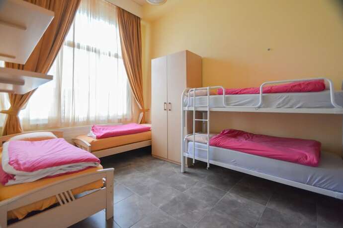 Imagen general del Hotel H&eacute;bergement Du Pod - Hostel. Foto 14