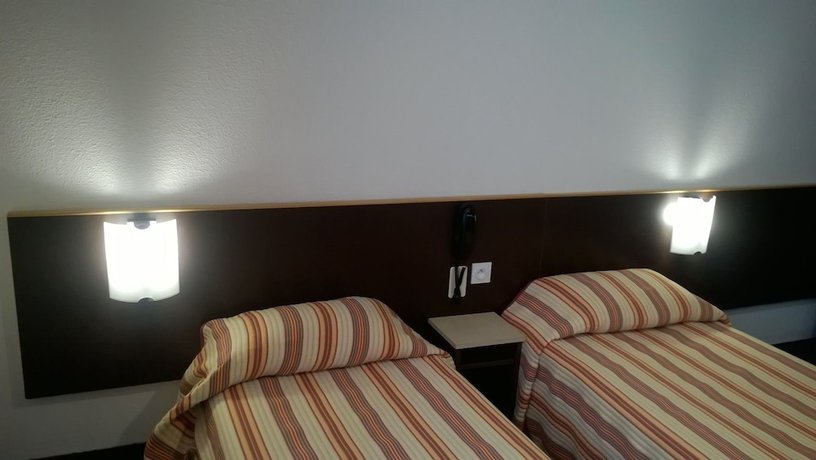 Imagen de la habitación del Hotel Hélianthe. Foto 3