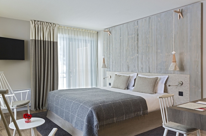 Imagen de la habitación del Hotel Héliopic and Spa. Foto 12