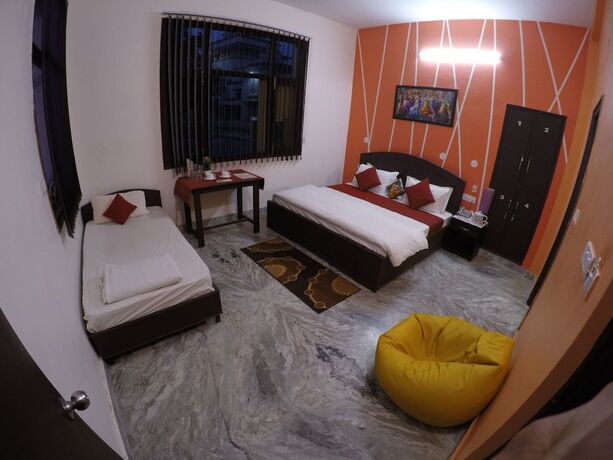 Imagen de la habitación del Hotel Headquarter Khajuraho. Foto 27