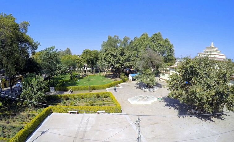 Imagen de los exteriores del Hotel Headquarter Khajuraho. Foto 36