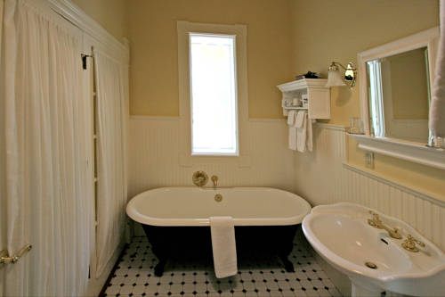Imagen de la habitación del Hotel Healdsburg Inn On The Plaza, A Four Sisters Inn. Foto 4
