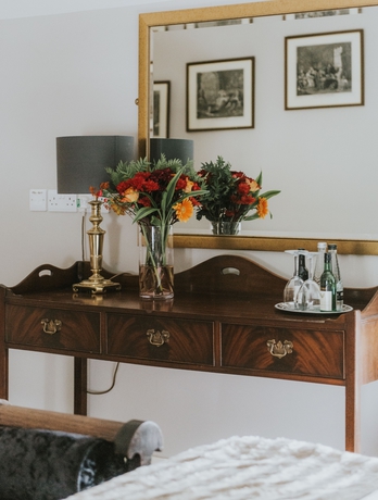 Imagen de la habitación del Hotel Healing Manor. Foto 10