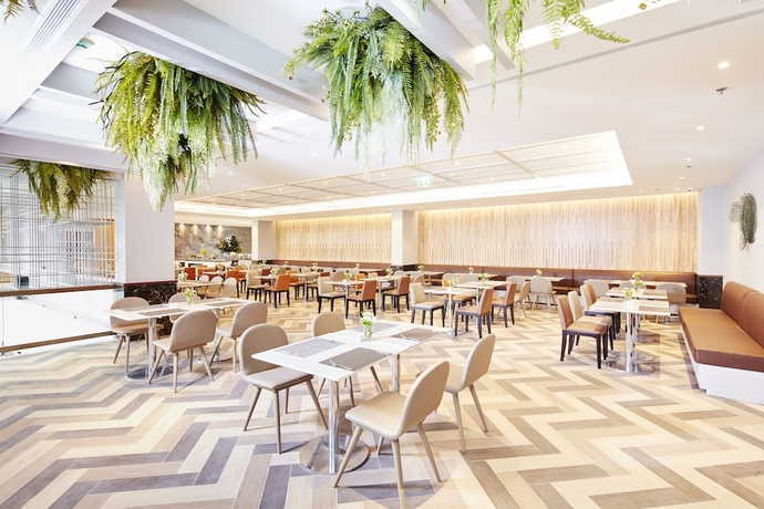 Imagen del bar/restaurante del Hotel Health Land Resort and Spa. Foto 4