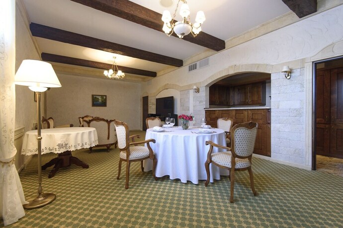 Imagen general del Hotel Health Resort Shato Spas. Foto 10