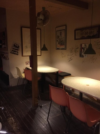 Imagen del bar/restaurante del Hotel Heart Hostel and Diner. Foto 2