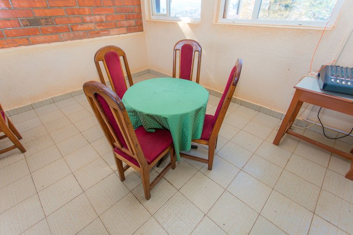 Imagen de la habitación del Hotel Heart Land. Foto 3