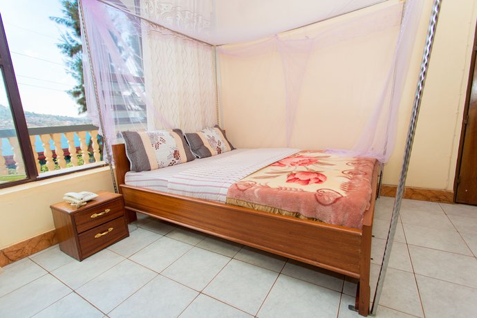 Imagen de la habitación del Hotel Heart Land. Foto 12