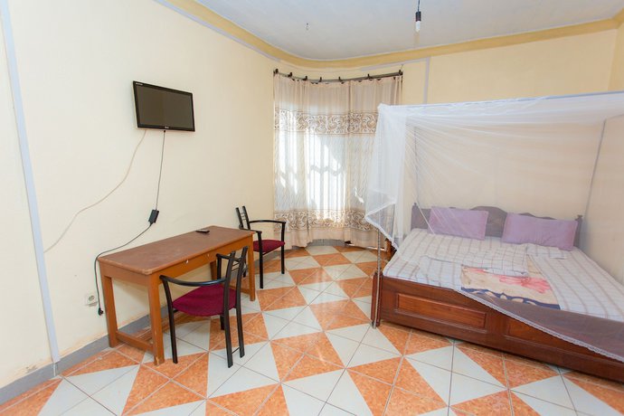 Imagen de la habitación del Hotel Heart Land. Foto 14