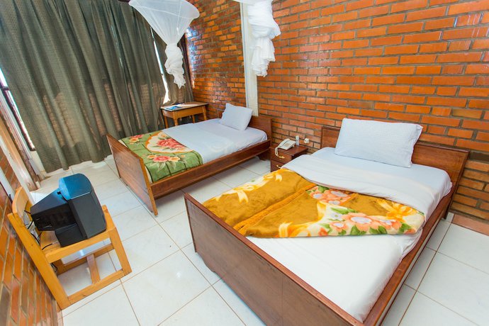 Imagen de la habitación del Hotel Heart Land. Foto 16