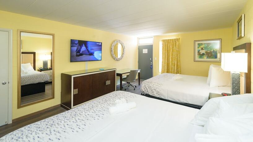 Imagen de la habitación del Hotel Heart Of Manteo Motor Lodge. Foto 11