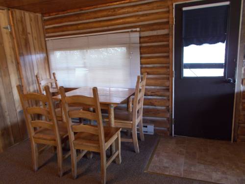 Imagen de la habitación del Hotel Heart Six Ranch. Foto 7