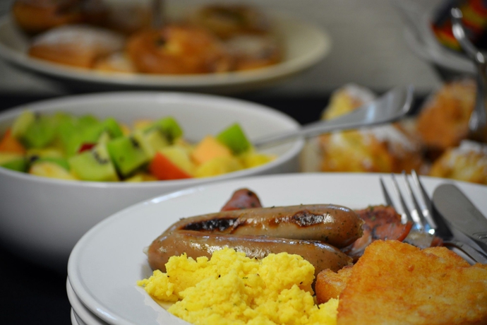 Imagen del bar/restaurante del Hotel Heartland Ambassador Hamilton. Foto 3