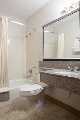 Imagen de la habitación del Hotel Heartland Inn. Foto 6