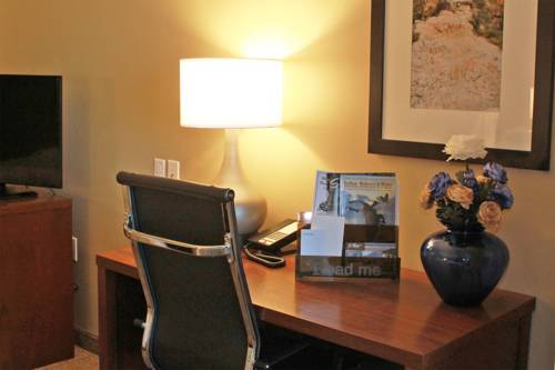 Imagen de la habitación del Hotel Heartland Inn and Suites. Foto 3