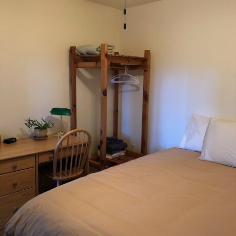 Imagen de la habitación del Hotel Heartwood Mountain Sanctuary. Foto 13