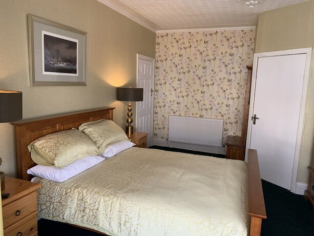 Imagen general del Hotel Heather Glen 6 Bedroom 6 Bathroom Home by the sea. Foto 5