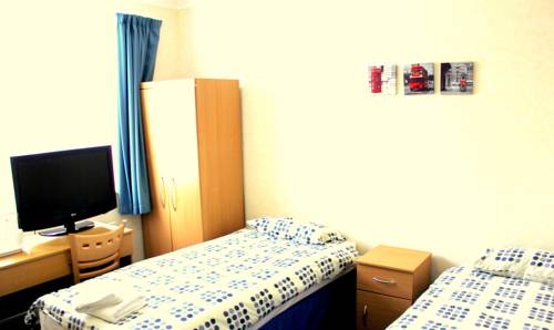 Imagen de la habitación del Hotel Heathrow Lodge. Foto 6