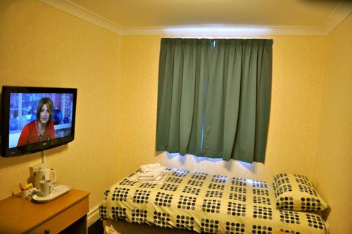 Imagen de la habitación del Hotel Heathrow Lodge. Foto 7